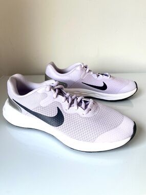 Nike Revolution 6 Violet Frost Running Shoes Women's 8 Youth 6.5Y NWOT